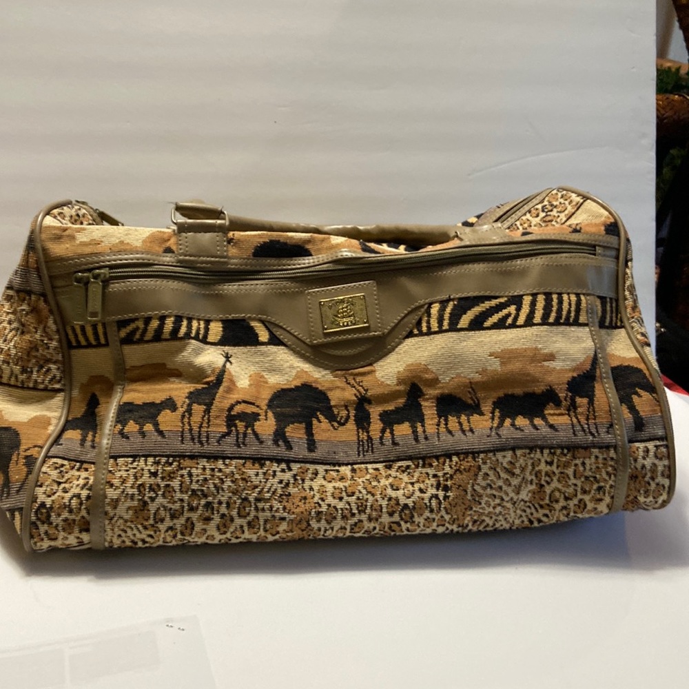 Pioneer Express carry on bag. Jungle print 12x18x9